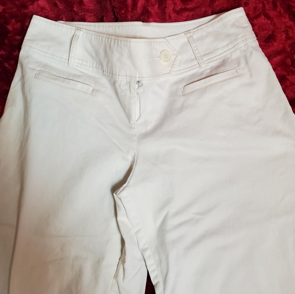 WHITE WIDE LEG CAPRIS! - Picture 2 of 13